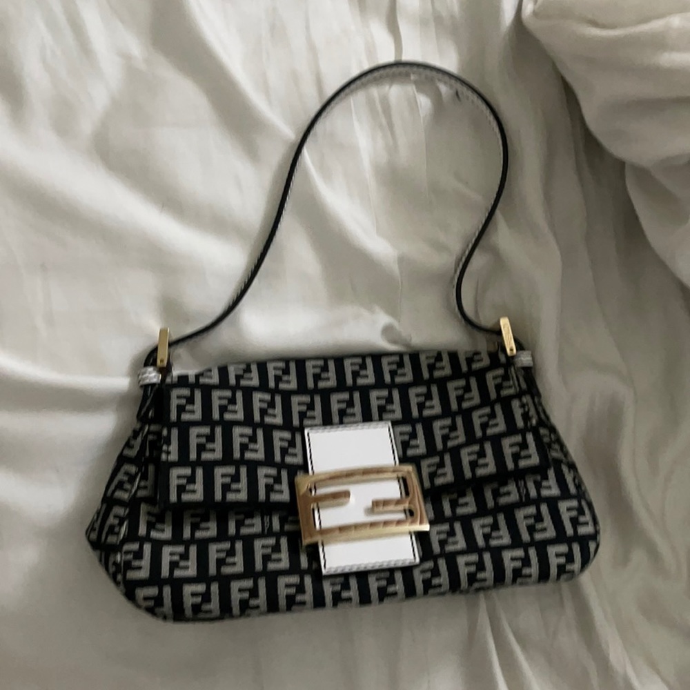 Fendi vintage baguette black white small mini bag